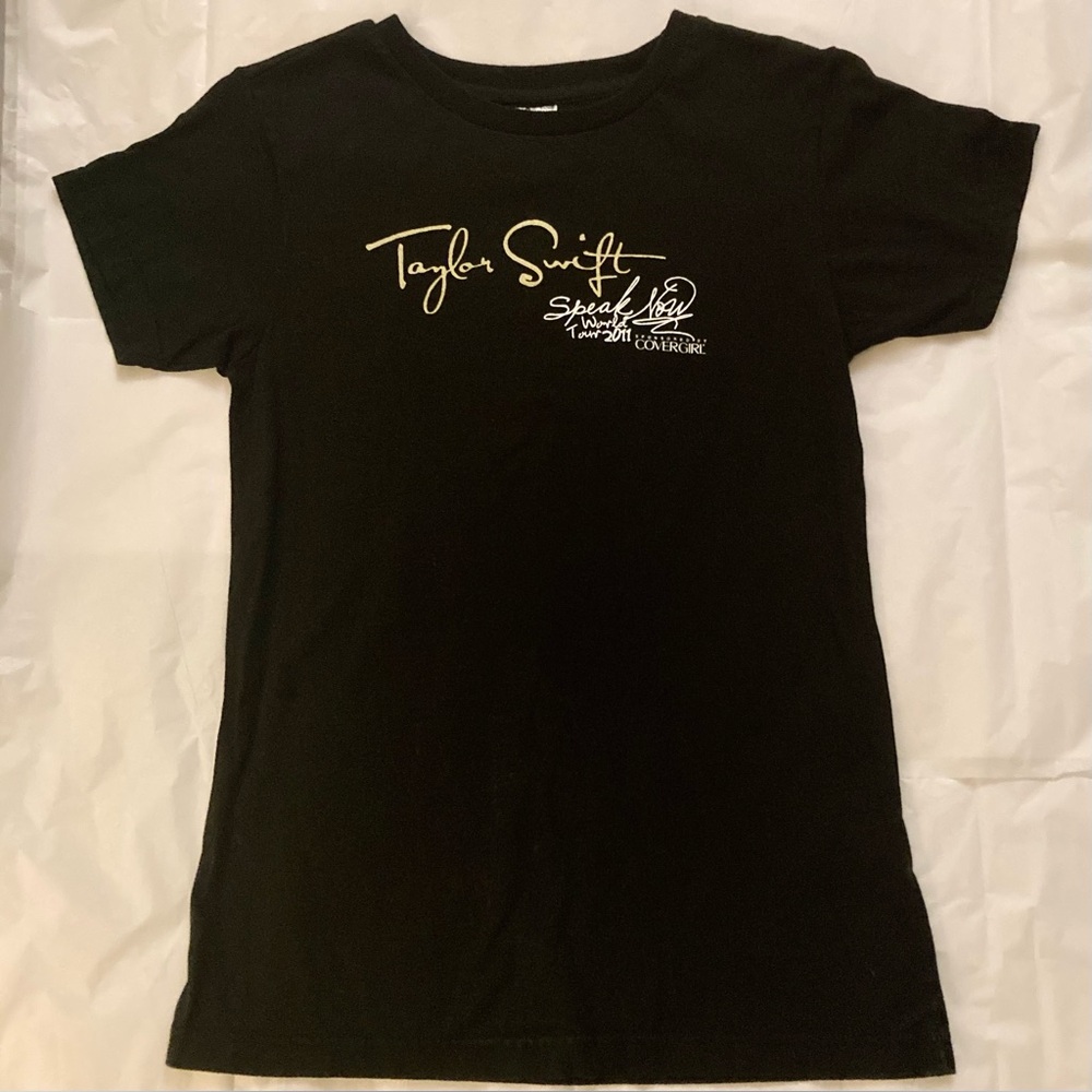 Rare Taylor Swift “Speak Now” World tour 2011 CoverGirl tshirt